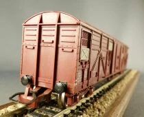 Jouef 6531 Ho Sncf Gas Type Covered Wagon with Bogies Red Rear Lighting  End of Train no Box