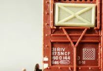 Jouef 6531 Ho Sncf Gas Type Covered Wagon with Bogies Red Rear Lighting  End of Train no Box