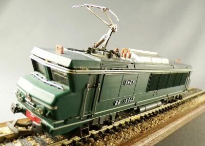 Jouef 8343 Ho Sncf Electric Loco BB 12005 Green Reversed Lighting no Box