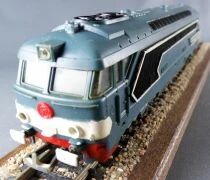 Jouef 8410 Ho Sncf Diesel Loco BB 67001 Partially Repaintno Box