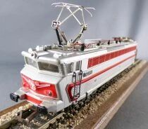 Jouef 843EI Ho Sncf Electric Loco CC 40101 TEE PBA  with Inverted Lighting no Box