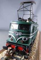 Jouef 8483 Ho Sncf Electric Loco 2D2 9135 Green Lighting Boxed
