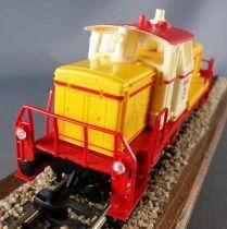 Jouef 8527 Ho Sncf Hydraulic Diesel Locomotive C 260 Mak 3 Yellow Red Box