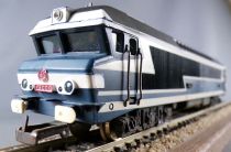 Jouef 8570 Ho Sncf Loco Diesel CC 72001 Livrée Bleu Eclairage Inversé sans Boite