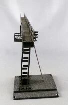 Jouef 933 Ho Signalling Gantrie with 1 Non-Wired 3 Aspect Housing Mint