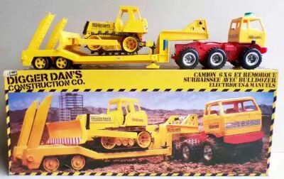 Joustra Ceji Revell Digger Dan\'s Camion 6x6 et Remorque Surbaiss�e avec Bulldozer Electriques & Manuels TP en Boite