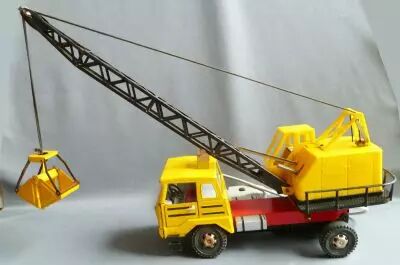 Joustra R�f 668 - Mercedes Camion Grue Preneuse Tole Filoguid� 52cm