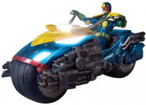 Judge Dredd & Lawmaster ( PX Previews Exclusive) - MezcoToys - 1:12 scale action-figure & vehicle