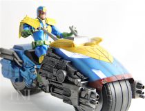 Judge Dredd & Lawmaster ( PX Previews Exclusive) - MezcoToys - 1:12 scale action-figure & vehicle