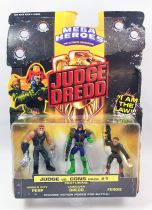 Judge Dredd - Mega Heroes par Mattel (Judge vs Cons Pack #1) - Under City Perp, Lawgiver Dredd & Fergie
