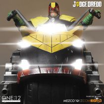 Judge Dredd\'s Lawmaster (Black Vers.) - MezcoToys - 1:12 scale vehicle