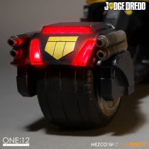 Judge Dredd\'s Lawmaster (Black Vers.) - MezcoToys - 1:12 scale vehicle