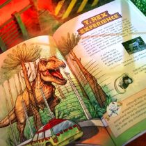 jurassic Park: The lost Memories - The Lost Memories Kit Giftset (Doctor Collector 2025)