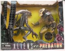 Kenner - Alien vs Predator 12 inches figures