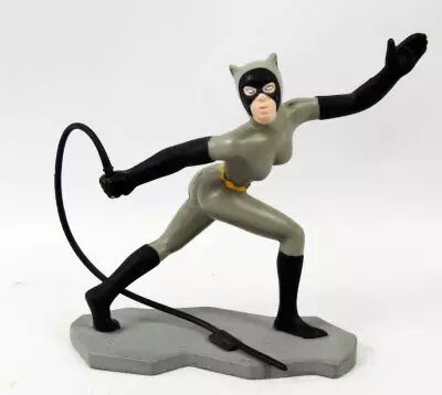 Kenner - Batman S�rie anim�e - Action Masters Catwoman (loose)
