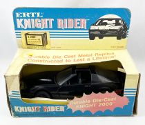 Knight Rider K2000 (K.I.T.T.) 1/16ème ERTL 1982 neuve en boite