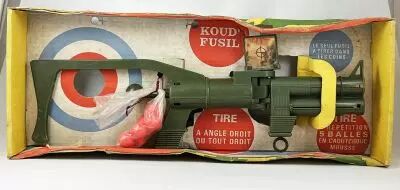 Koud\'Fusil - Meccano-Tri-ang (Kenner) - Tire � Angle Droite