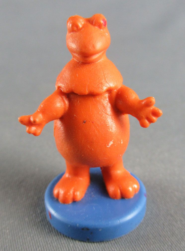 L'Ile aux Enfants - Figurine pvc Capiepa - Casimir Socle Bleu