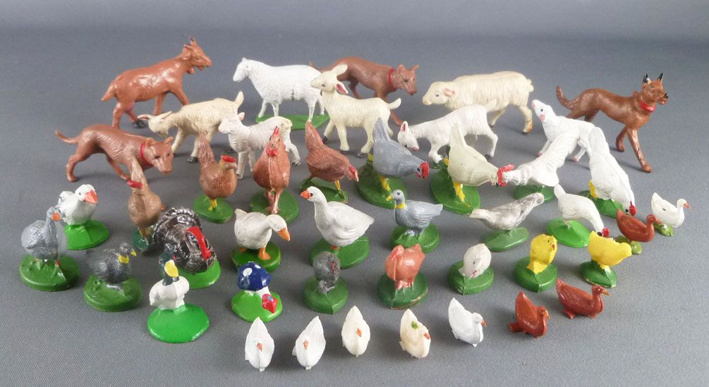 La Ferme - Figurine Plastique Années 60-70 - Bergerie Basse-cour Lot 44  pièces