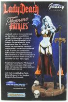 Lady Death - Femme Fatales 9\  PVC Statue - Diamond Gallery Diorama