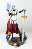 Lady Death - Femme Fatales 9\  PVC Statue - Diamond Gallery Diorama