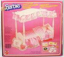 Le Lit à Baldaquin de Barbie - Mattel 1982 (ref.5641)