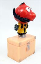 Le Manège enchanté - Figurine Plastique - Zébulon sur coffre 6cm