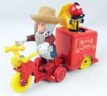 Le Manège enchanté - Tricycle du Bonhomme Jouvence  Corgi