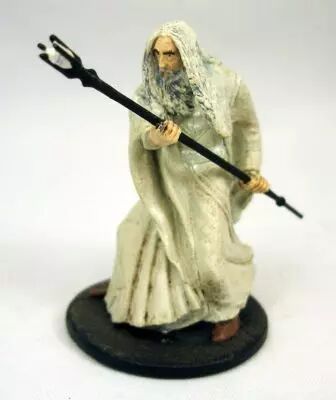 Le Seigneur des Anneaux - Eaglemoss - #015 Saroumane se battant � Orthanc