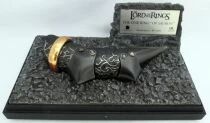 Le Seigneur des Anneaux - Master Replicas - L\'Anneau Unique de Sauron - Replique &eacute;chelle 1:1
