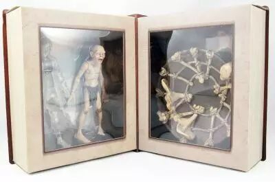 Le Seigneur des Anneaux - Red Book of Westmarch : Gollum & Frodon Sacquet - Figurines articul�es Diamond Select (SDCC \'21 exclu