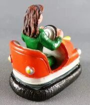 Lemax Crazy Cars Auto Tamponneuse Orange Conducteur Femme 5cm R&eacute;sine