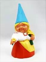 Les aventures de David le Gnome - Figurine PVC Star Toys - Lisa cueille des fleurs (robe orange)