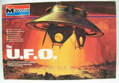 Les Envahisseurs - Mod�le r�duit OVNI (U.F.O.) 1-72�me - Monogram 01
