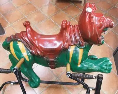 Les Maitres de l\'Univers - Battle Cat Spring Ride / Monture � ressort Tigre de Combat - Wonder 1985