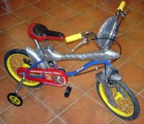 les_maitres_de_l_univers___velo_bicyclette_pour_enfant_he_man___vivi_1985