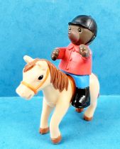 Les mondes de Petit Ours Brun - Bayard Presse PVC Figure - Petit Ours Brun rides a pony