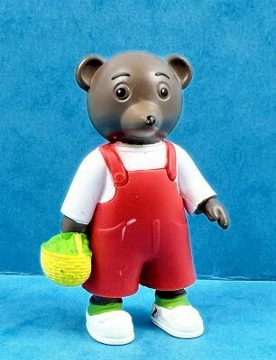 Les mondes de Petit Ours Brun - Figurine PVC Bayard Presse - Petit Ours Brun au jardin