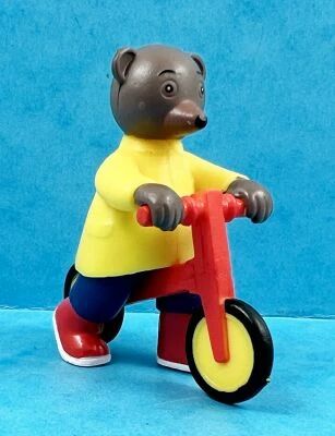 Les mondes de Petit Ours Brun - Figurine PVC Bayard Presse - Petit Ours Brun en v�lo d\'apprentissage