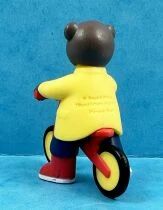 Les mondes de Petit Ours Brun - Figurine PVC Bayard Presse - Petit Ours Brun en vélo d\'apprentissage
