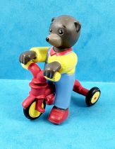 Les mondes de Petit Ours Brun - Figurine PVC Bayard Presse - Petit Ours Brun fait du tricycle