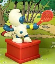 Les Schtroumpfs - Schleich - 20049 Schtroumpf tennisman (coup droit) socle rouge
