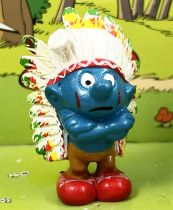 Les Schtroumpfs - Schleich - 20144 Schtroumpf chef indien (pantalon ocre / peintures visage rouges ) 