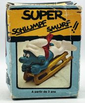 Les Schtroumpfs - Schleich - 40201 Schtroumpf avec luge (neuf en boite)