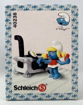Les Schtroumpfs - Schleich - 40238 Schtroumpfette et sa Cuisinière (Boite New Look)