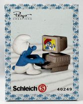 Les Schtroumpfs - Schleich - 40249 Schtroumpf avec Ordinateur (Boite New Look)