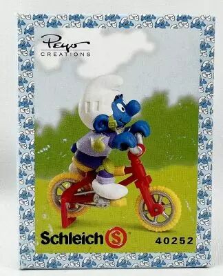 Les Schtroumpfs - Schleich - 40252 Schtroumpf avec V�lo Cross (Boite New Look)