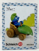Les Schtroumpfs - Schleich - 40264 Schtroumpf avec Voiture Feuille (Boite New Look)