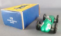 Lesney Matchbox N° 19 Aston Martin F1 Racer Green Metalised with Box