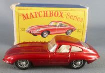 Lesney Matchbox N° 32 E Type Jaguar Red Metalised with Box